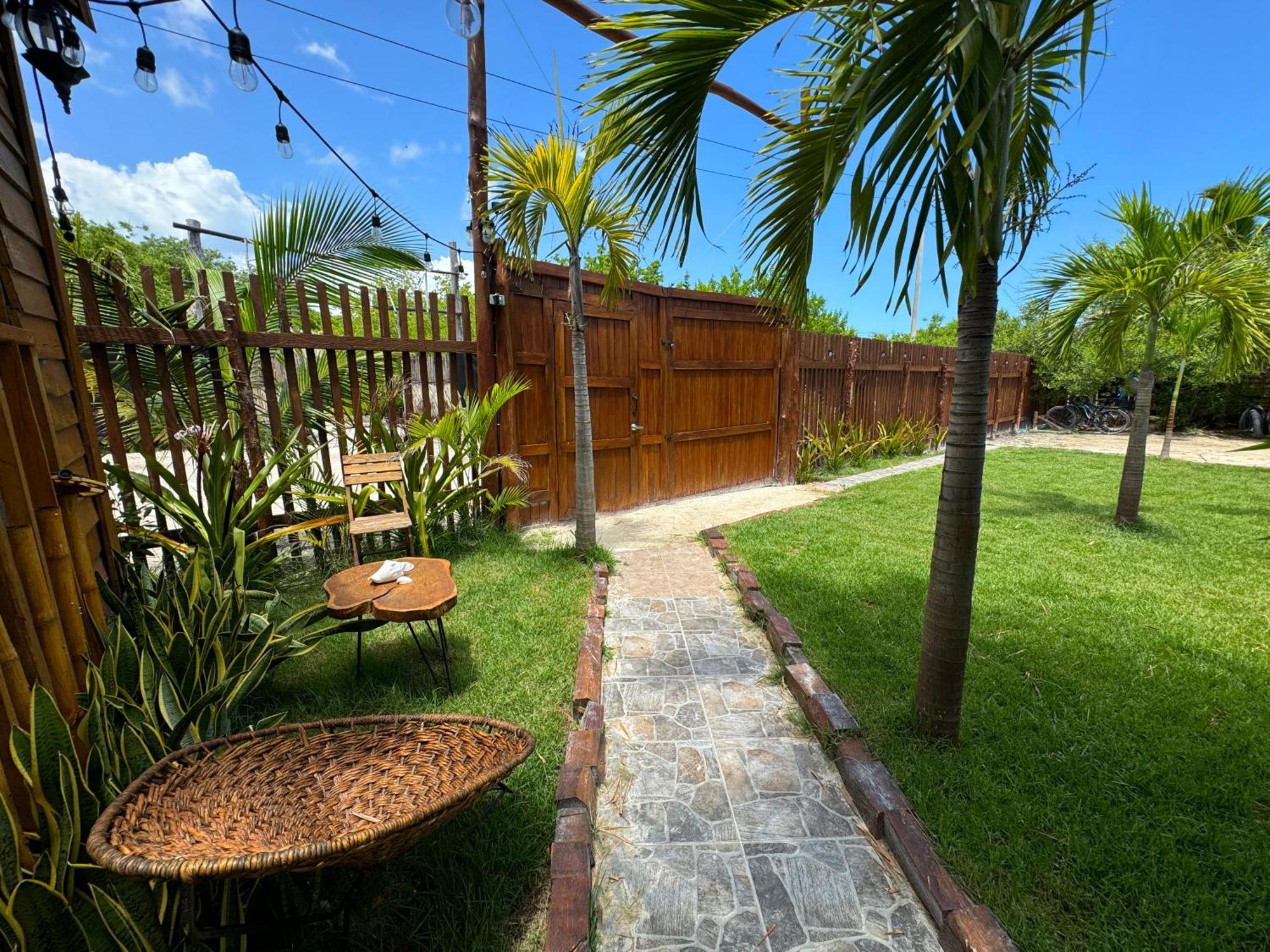 Villa Anicca Aldea Isla Holbox Exterior foto